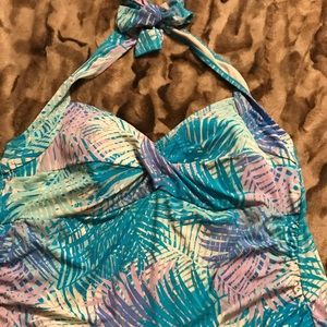 Plus Sz halter bathing suit top